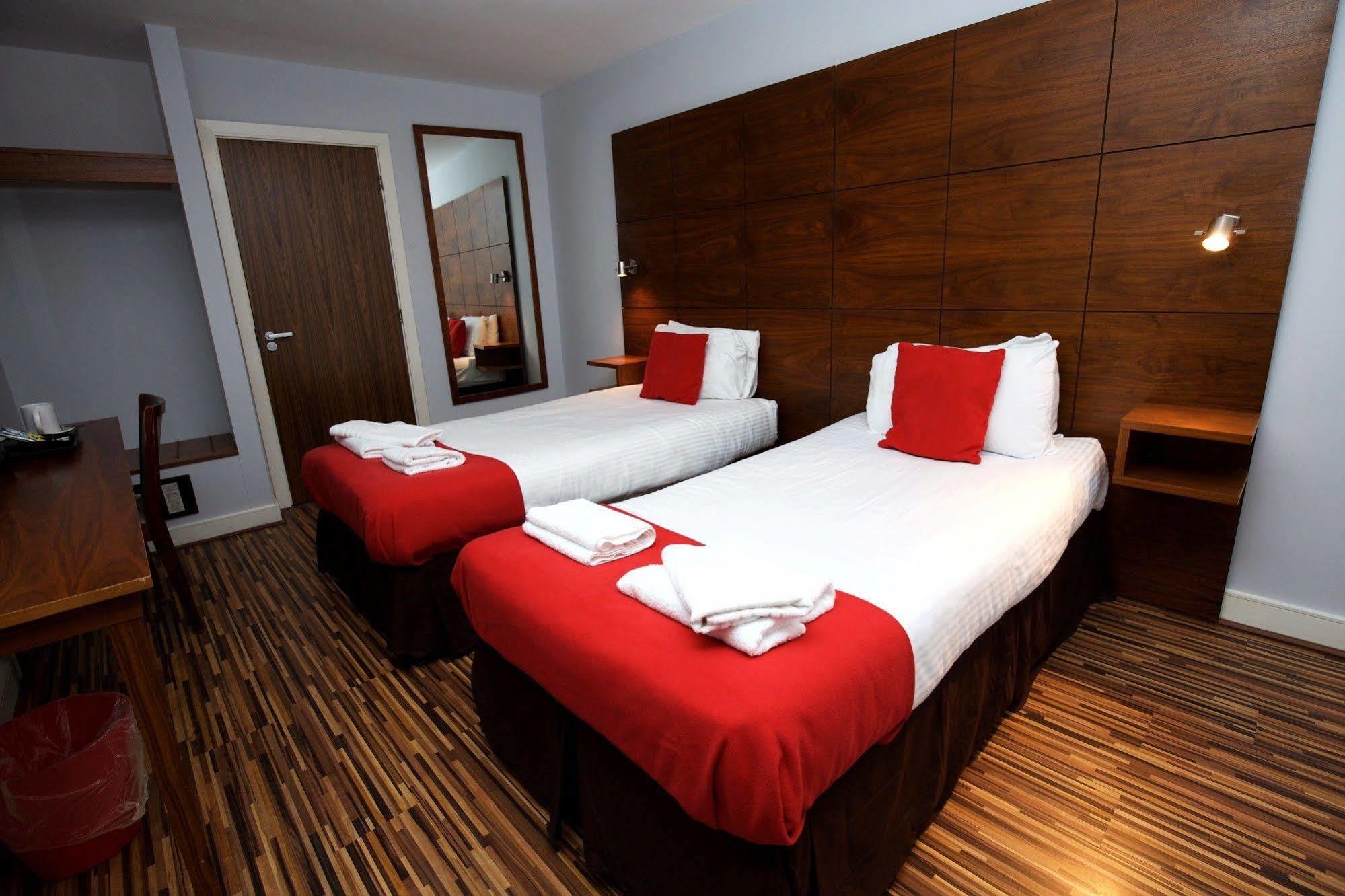 Cocoon @ International Inn + Apartments Liverpool Exterior photo